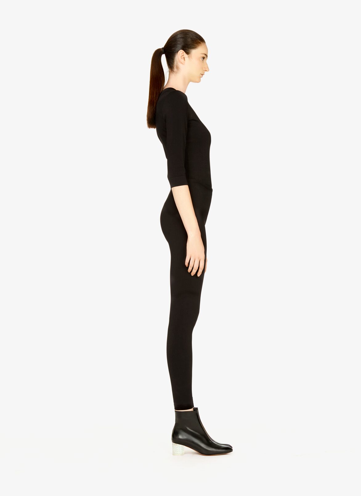 LOW BOOTS  ALAÏA BLACK LOW BOOTS